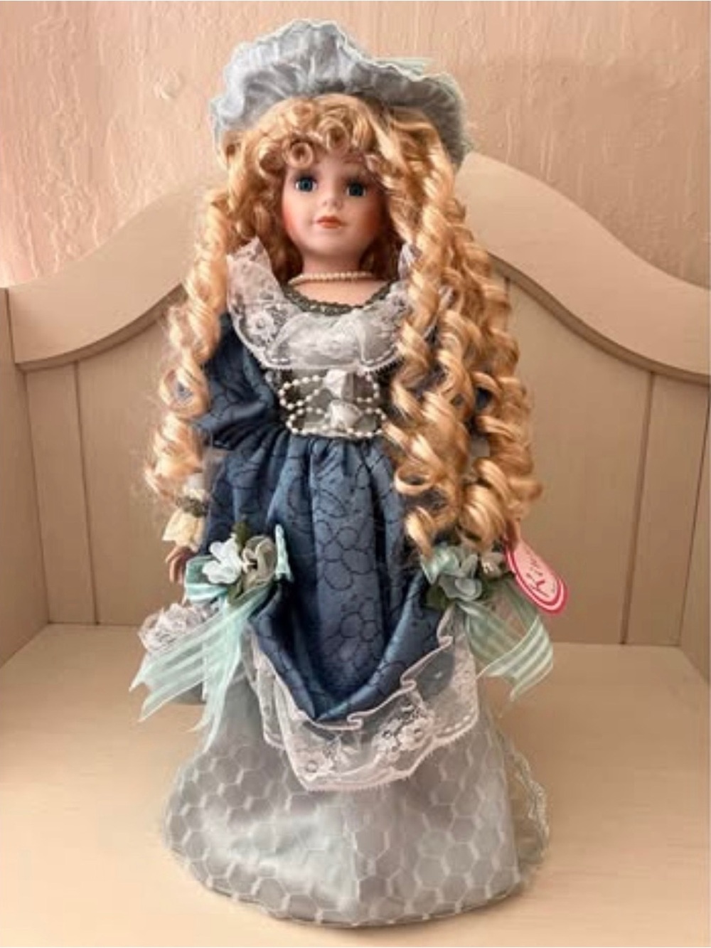 🦋Kinnex Vintage Porcelain Doll 16" Victorian Blue Dress Blonde Ringlets withtag🦋